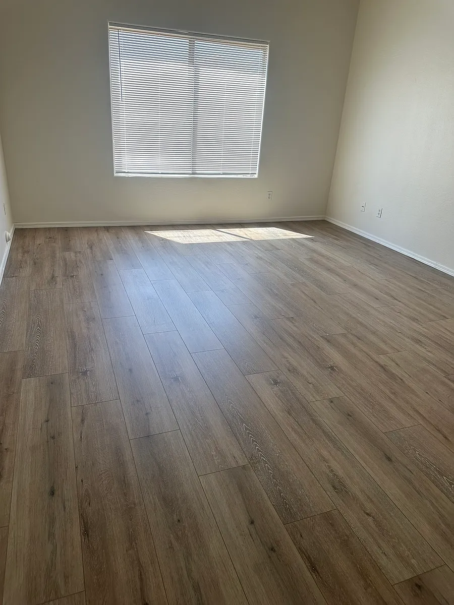 Building Photo - 2202 N 92nd Gln