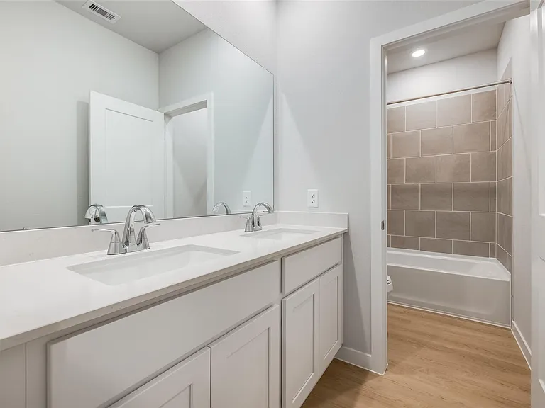 12534 Nueces River Dr — Photo 28