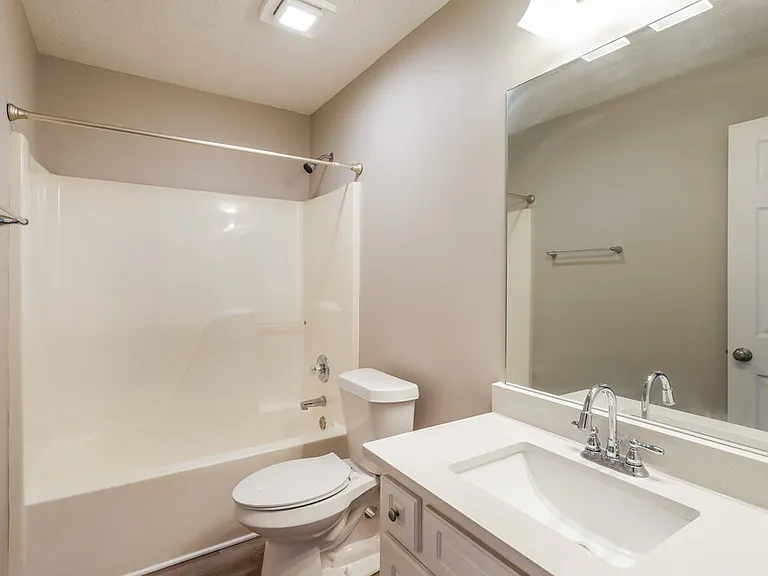 663 Stonecrest Dr — Photo 15