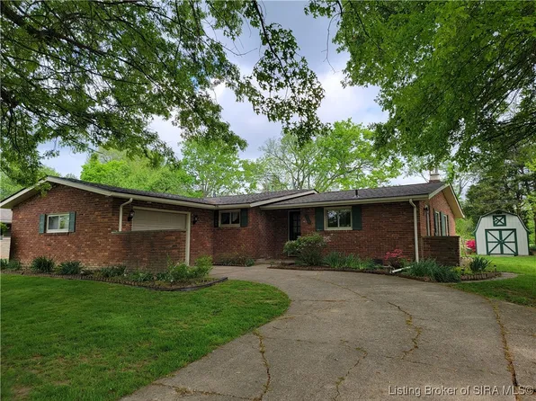 208 WILDWOOD Drive, Madison, IN 47250