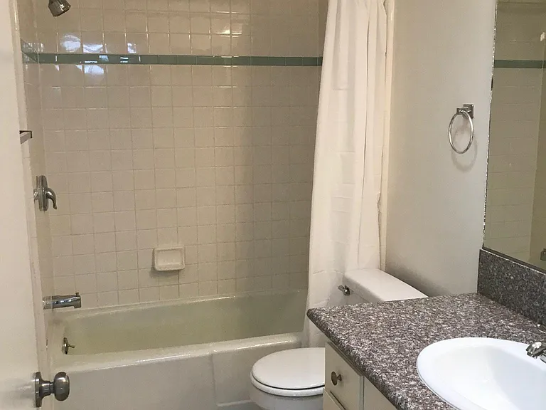 1236 Euclid St #201 — Photo 9
