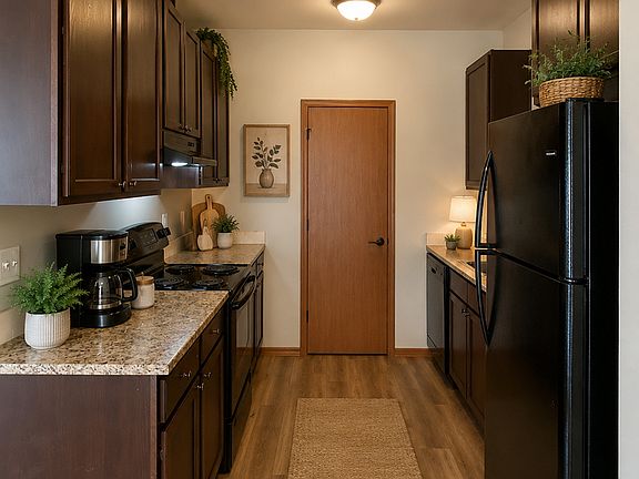 2nd image of 3005 Swan Ave #2