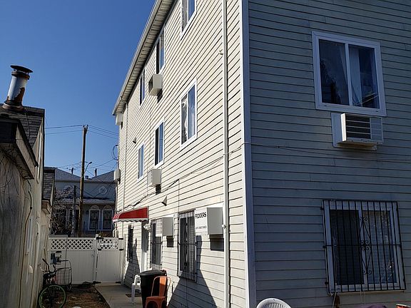2nd image of 128 Beach 92nd St #1