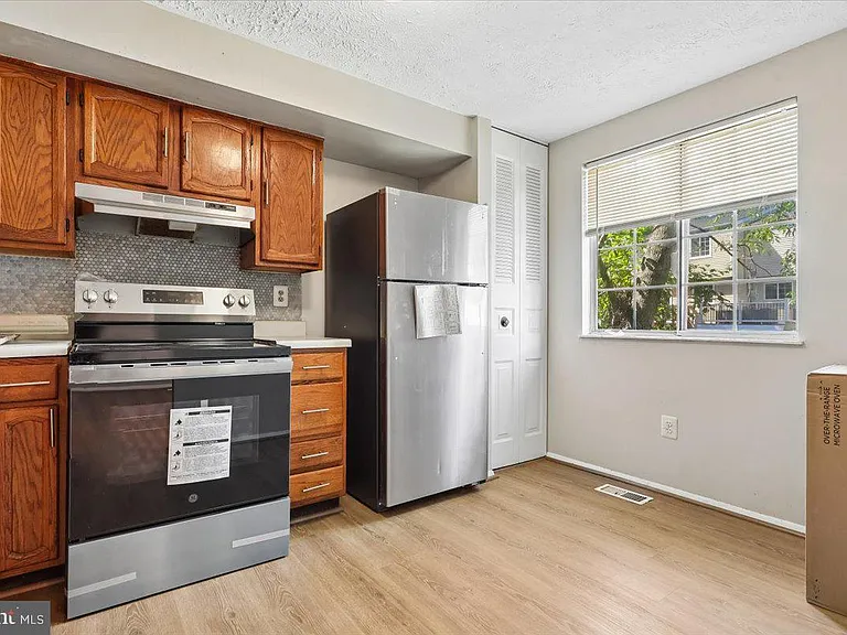5913 Spruce Run Ct — Photo 12