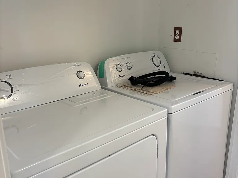 425 E Shore Dr #1 — Photo 7