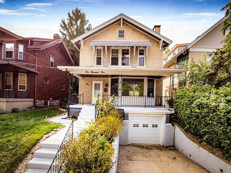 105 Albert St — Photo 1
