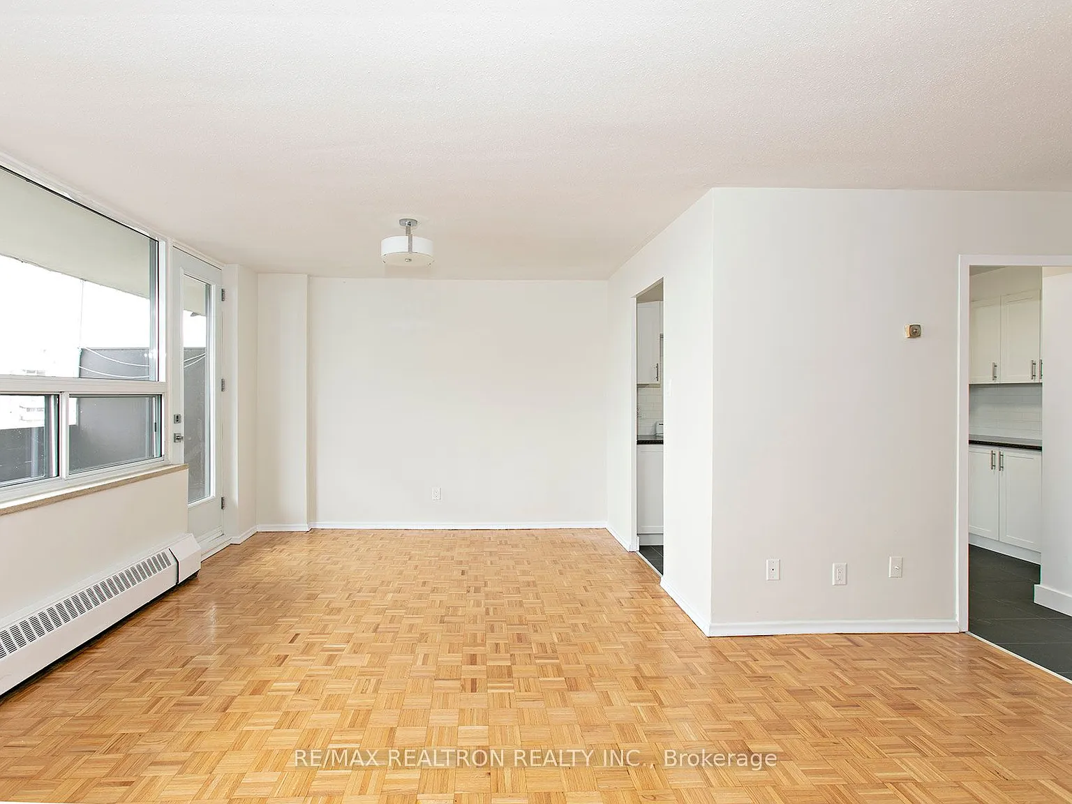 2 bed, $2,595 — Photo 1