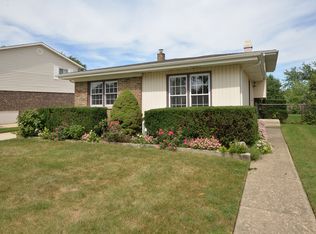 1840 W Mulloy Dr, Addison, IL 60101