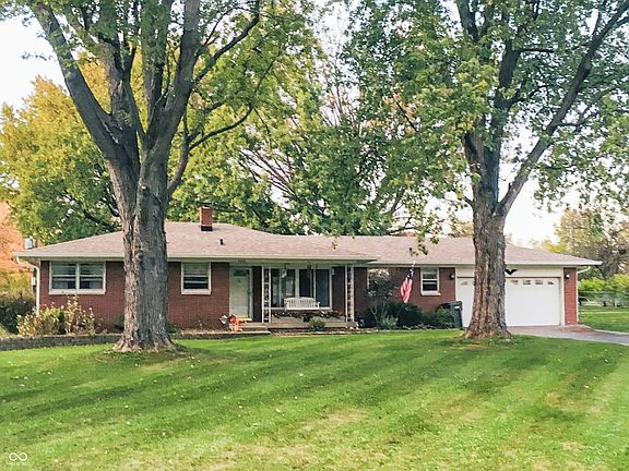 4th image of 2210 Brewer Dr