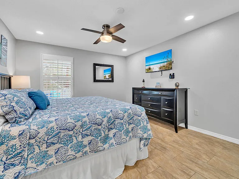 261 Sandy Cay Dr — Photo 35