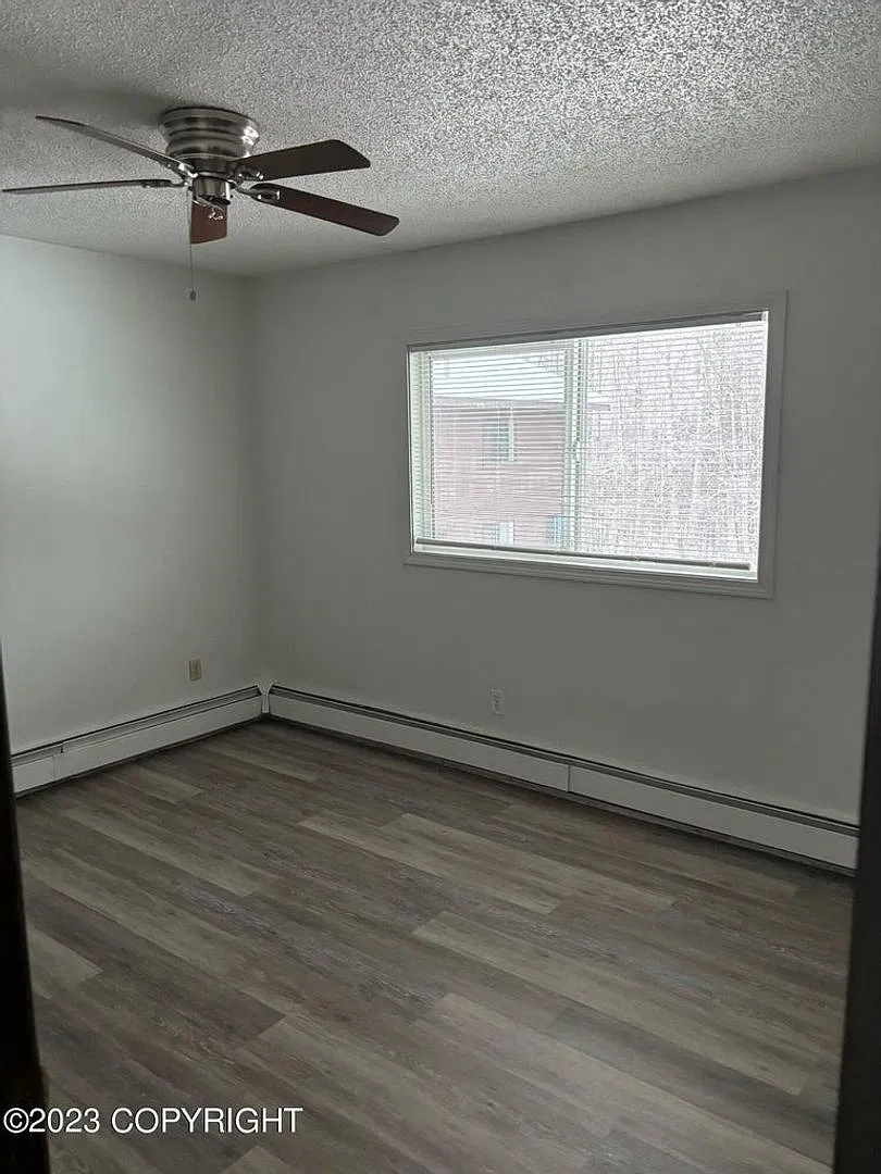 1916 Beaver Pl — Photo 3