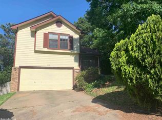 1818 Mesquite Cir, Little Rock, AR 72211