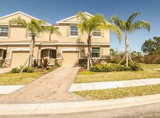 26839 Juniper Bay Dr, Zephyrhills, FL 33544