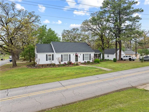 2122 S 23rd St, Fort Smith, AR 72901