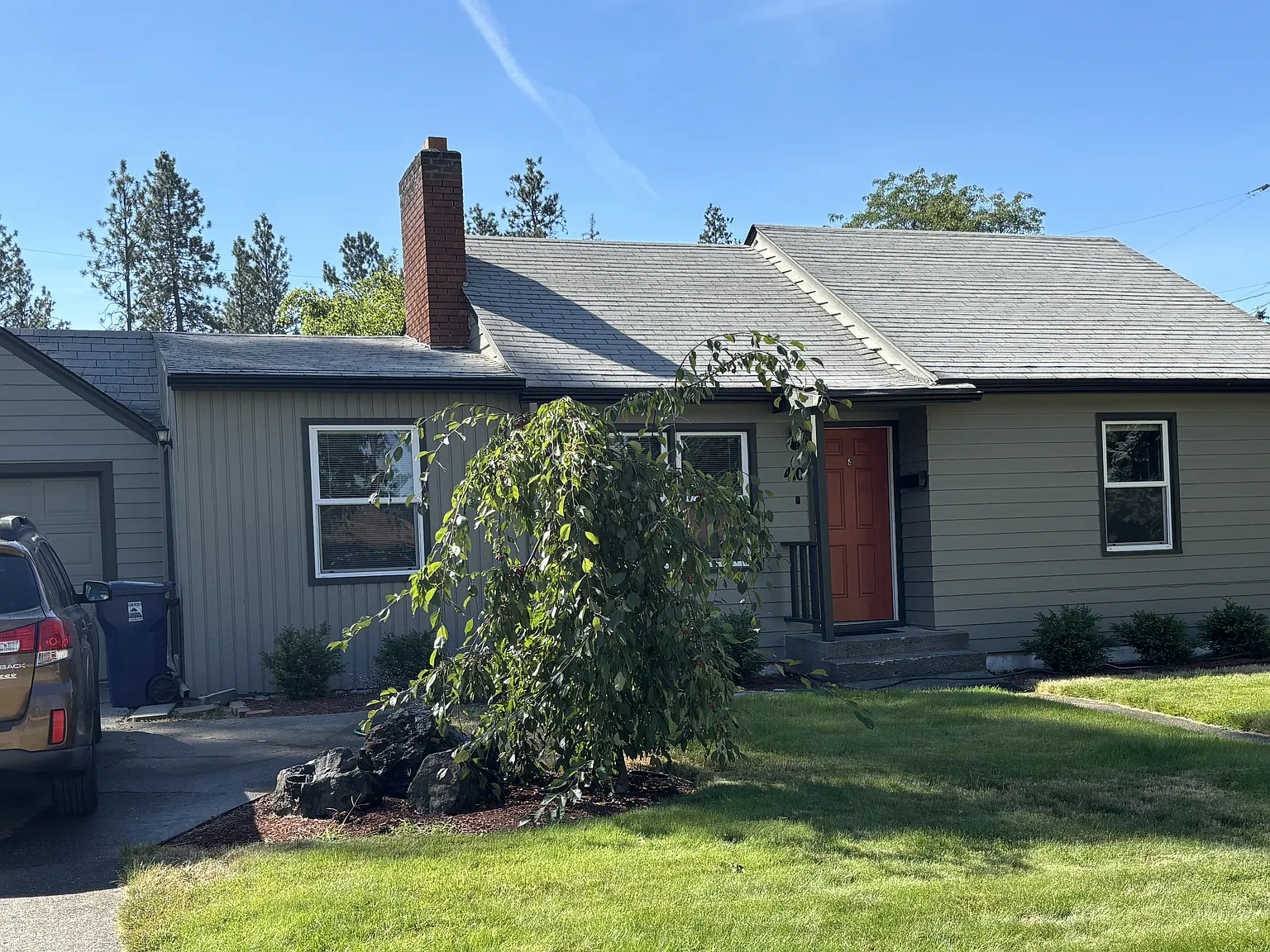 2 bed, 984 sqft, $1,800 — Photo 1
