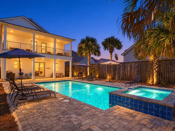 105 Mark St, Destin, FL 32541