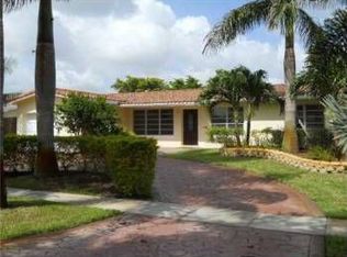 1721 NW 105th Ave, Pembroke Pines, FL 33026
