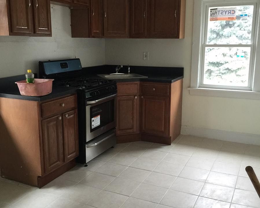 1st image of 90 Brookside Ave #2
