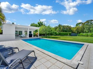 11720 SW 87th Ave, Miami, FL 33176