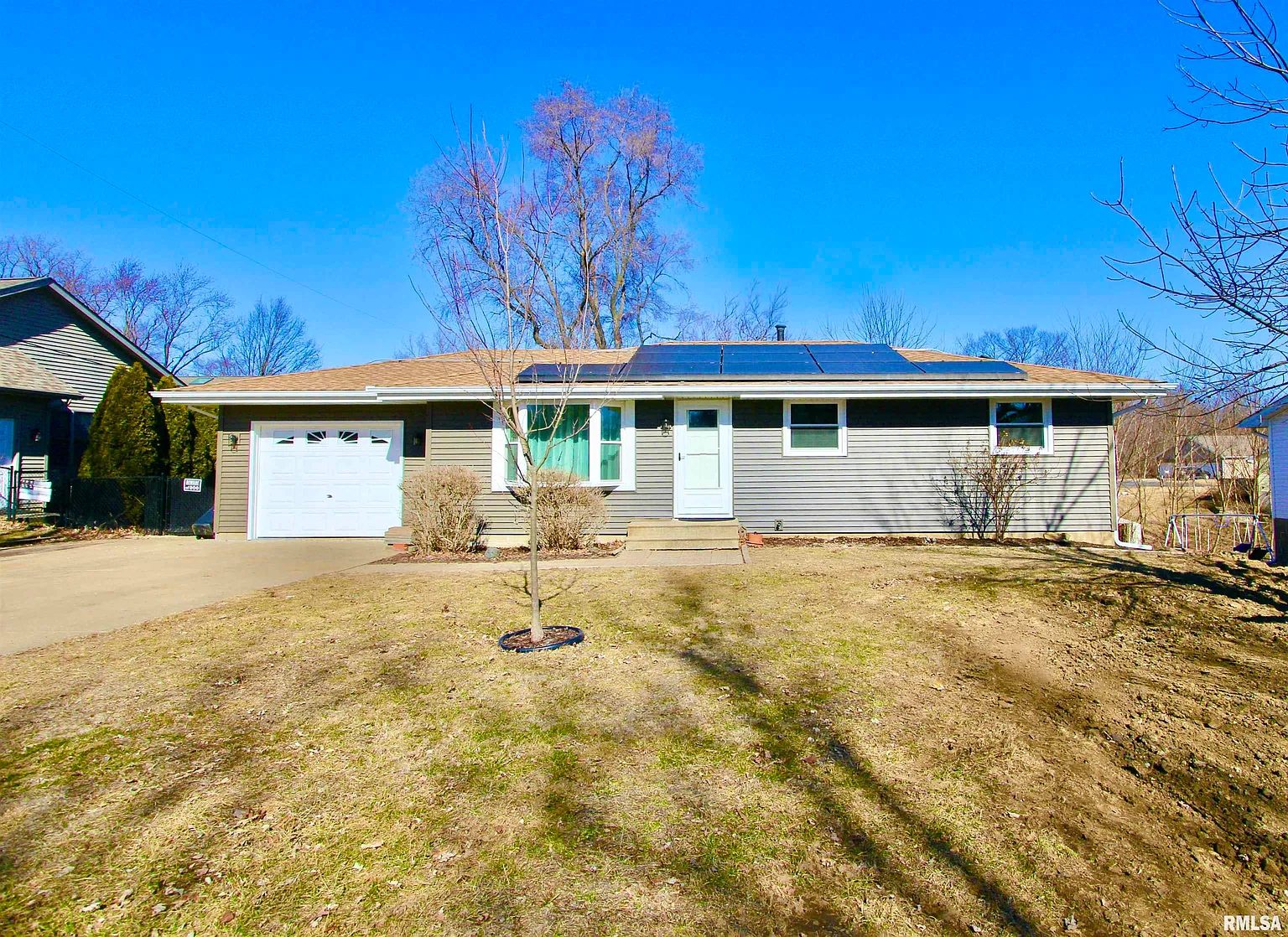 5227 W Airways Rd photo 1