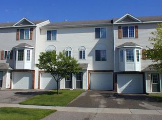 7786 Arboretum Vilg Cir, Chanhassen, MN 55317