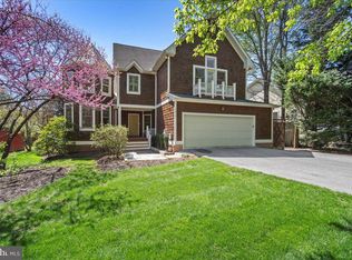 7616 Cabin Rd, Cabin John, MD 20818