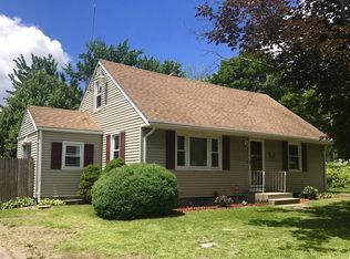 106 Meadowlark Ln, Springfield, MA 01119