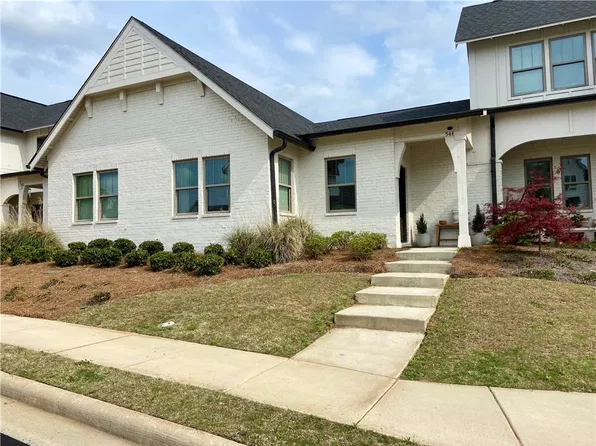 544 Grey Oak Cir #24, Auburn, AL 36830