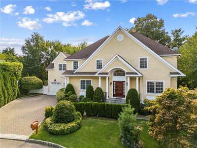 7 Mill Pond Lane, New Rochelle, NY, 10805