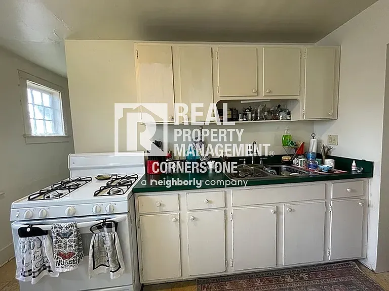 808 W Kalamazoo Ave — Photo 11