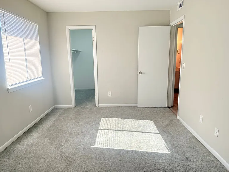 330 Orchard Trace Ln #7 — Photo 4