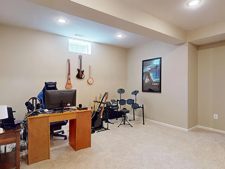 43911 Camellia St — Photo 46