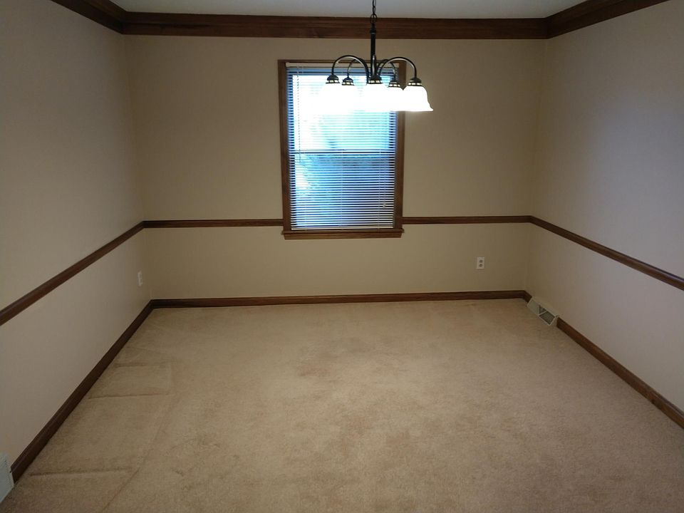 21 Lakeview Cir Canfield, OH Zillow Apartments for Rent in Canfield