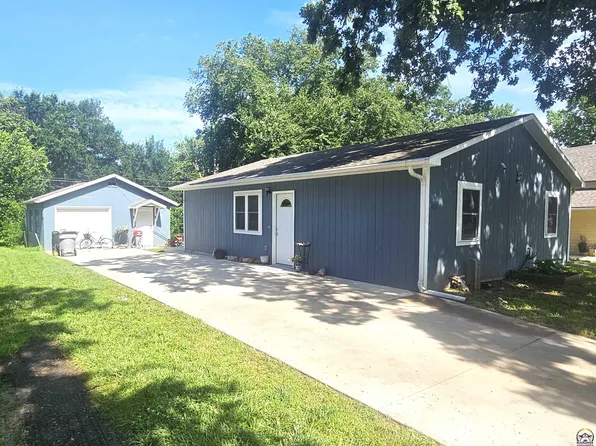 113 S State St, Emporia, KS 66801