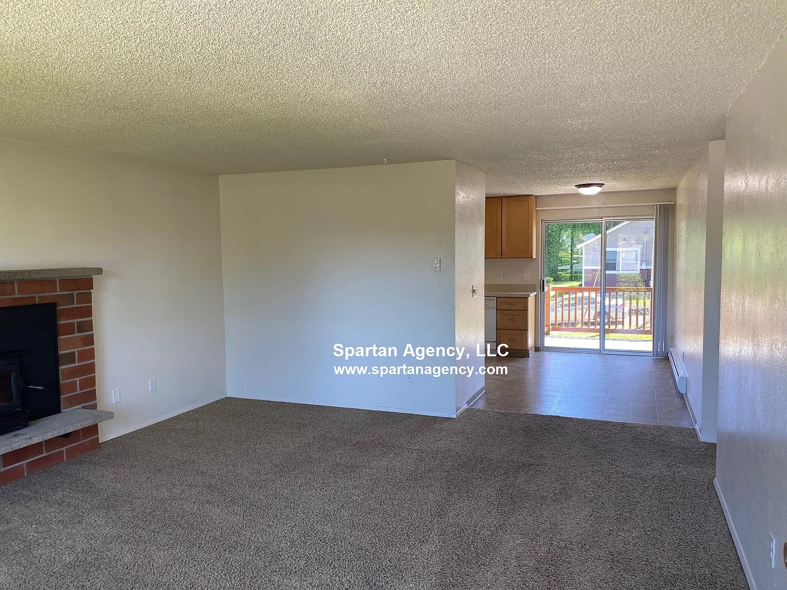 2 bed, 900 sqft, $1,675 — Photo 4
