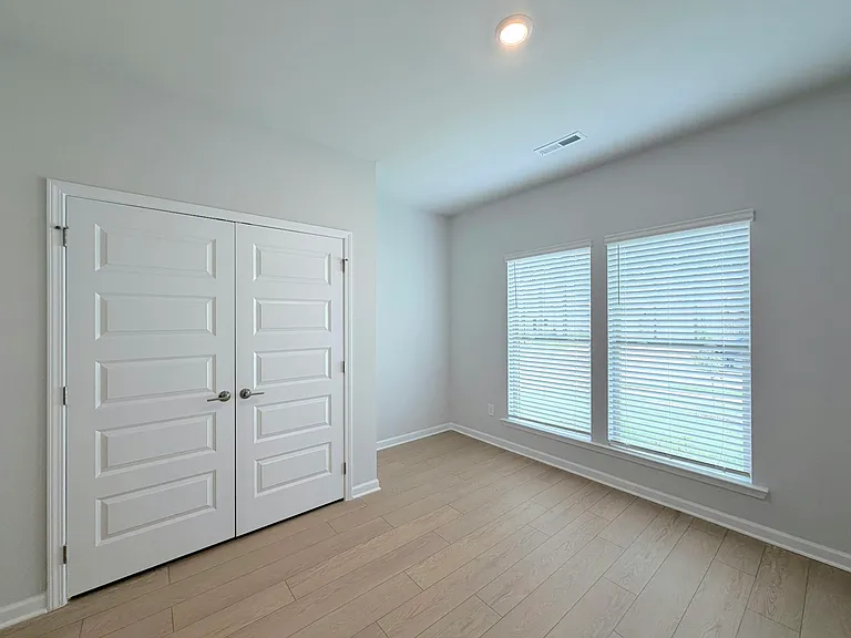 131 Clift Creek Dr — Photo 32