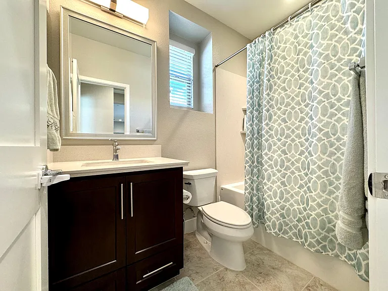 649 Sandalwood Dr #4 — Photo 23