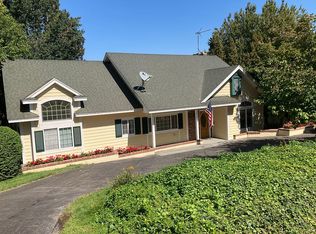 722 W 22nd Ave, Kennewick, WA 99337