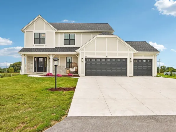 614 Twin Creeks DRIVE, Dousman, WI 53118