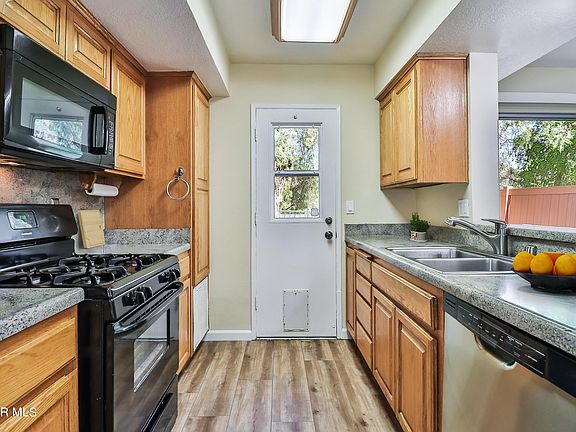 4th image of 4058 Yankee Dr