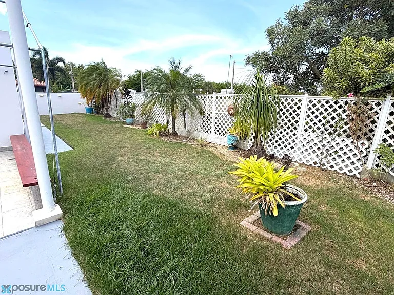 10 Brisas De Campo Alegre — Photo 29