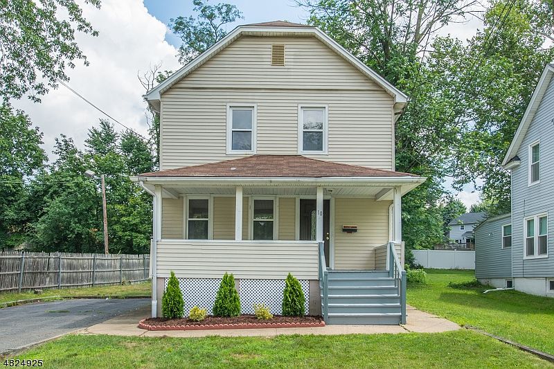 1st image of 10 Melrose Pl