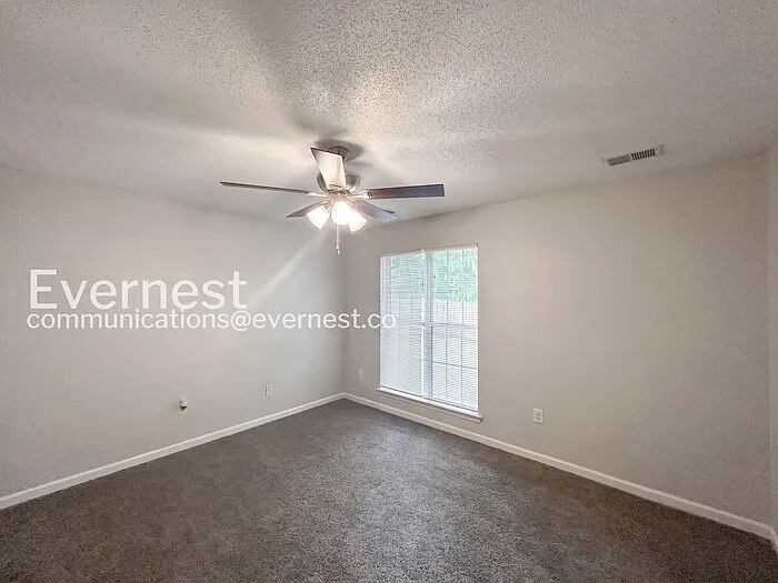 10721 Ridgefield Dr — Photo 7