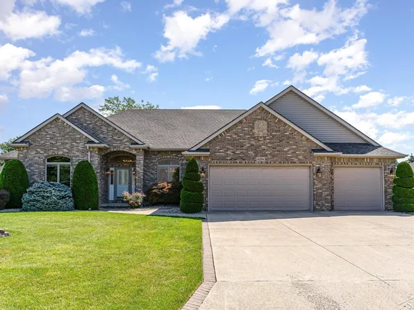 4324 Brookstone Dr, Saginaw, MI 48603