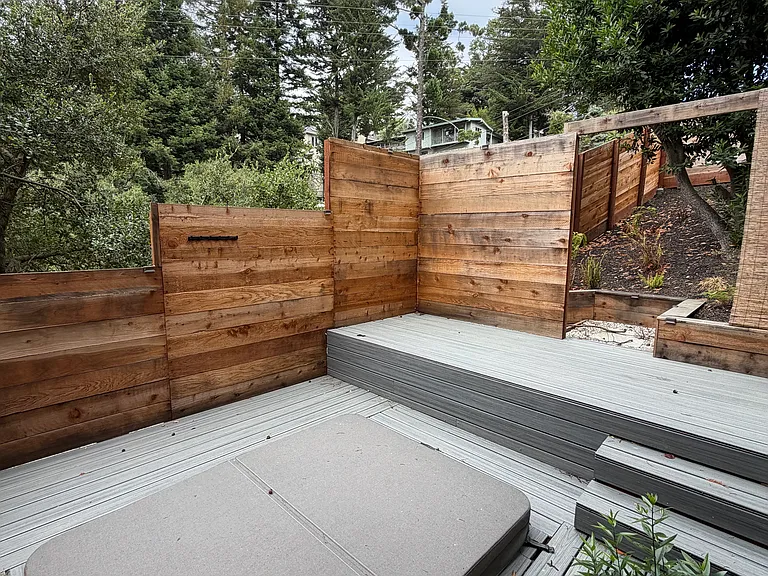 7068 Sayre Dr — Photo 10