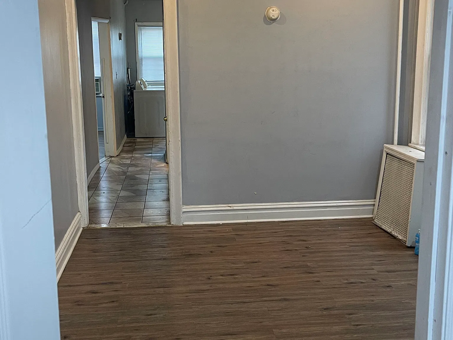 3 bed, 1400 sqft, $2,550 — Photo 2