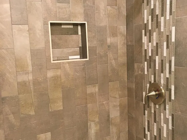 Full Bath Shower