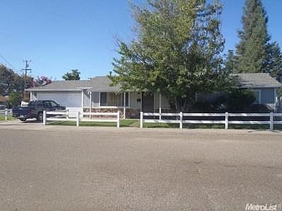 1st image of 1132 Pleasanton Pl