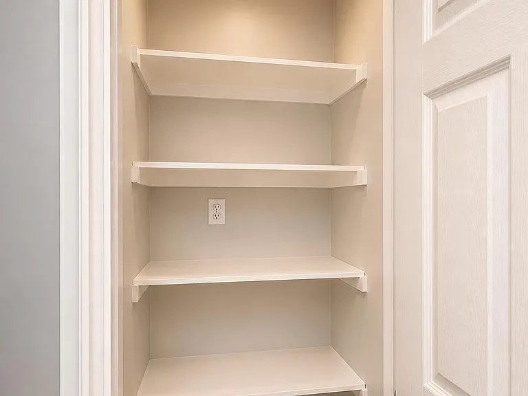 18 Beverly St #3 — Photo 8