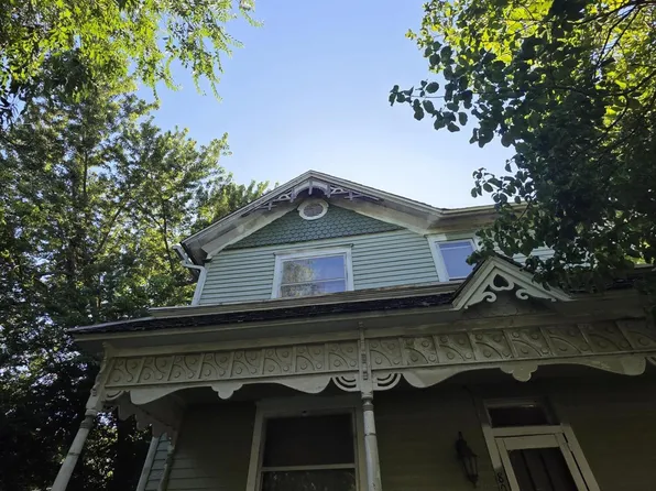 803 Prospect Avenue, Carthage, MO 64836